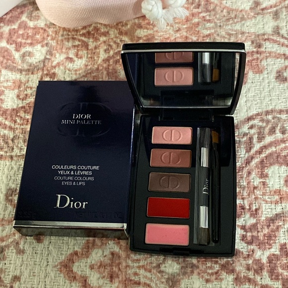 Dior Pink String Pouch Beauty Bundle - Picture 3 of 12